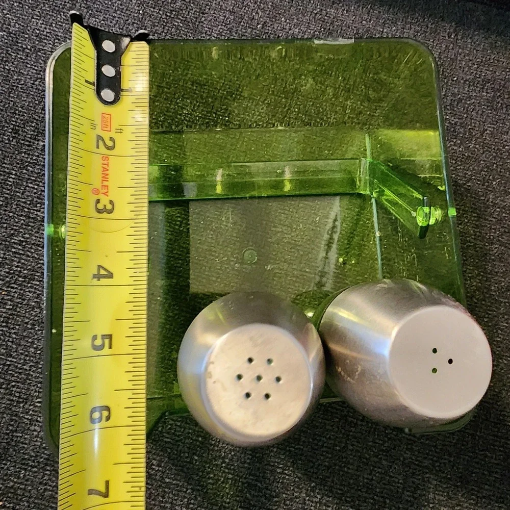 Retro/Vintage Lucite Lime Green Salt/Pepper Shaker‎ & Caddy W/Handle